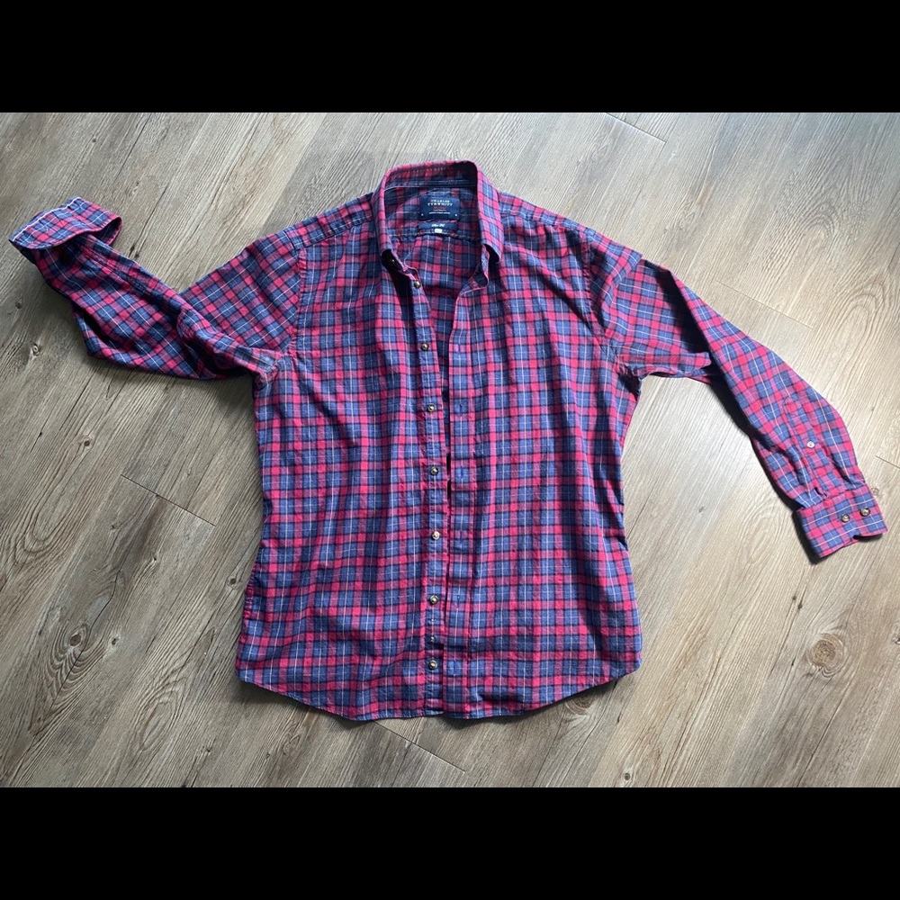 Charles Tyrwhitt Plaid Button-Up Shirt